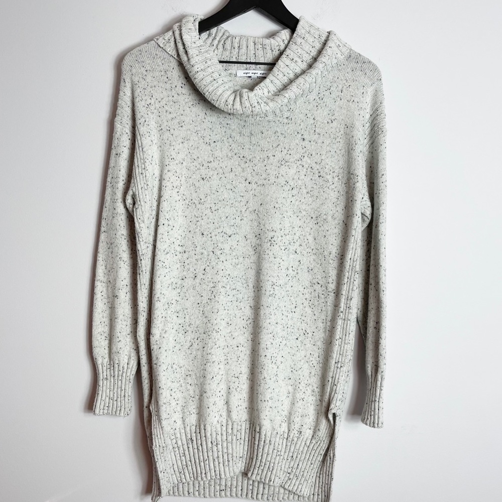 Eight Eight Eight Small Long Sleeve Sweater